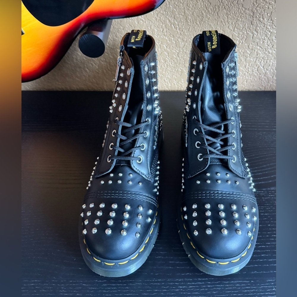 DR MARTENS 1460 STUDDED ZIP ATLAS LEATHER LACE UP - Picture 11 of 16